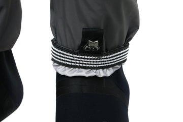 BRIVER drainage hole enables quick drying and easy post-use care after trips.