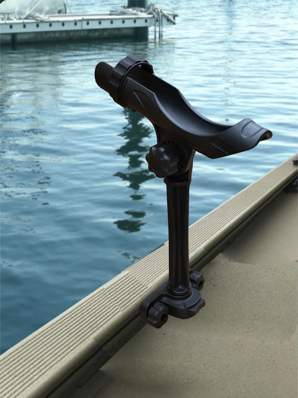 Compatible with Versatrack, Lund, Ranger, and Lowe boat track systems