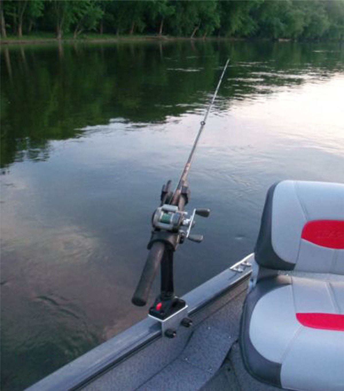 Brocraft extender rod holder with marine-grade brackets supports 90-degree tracks