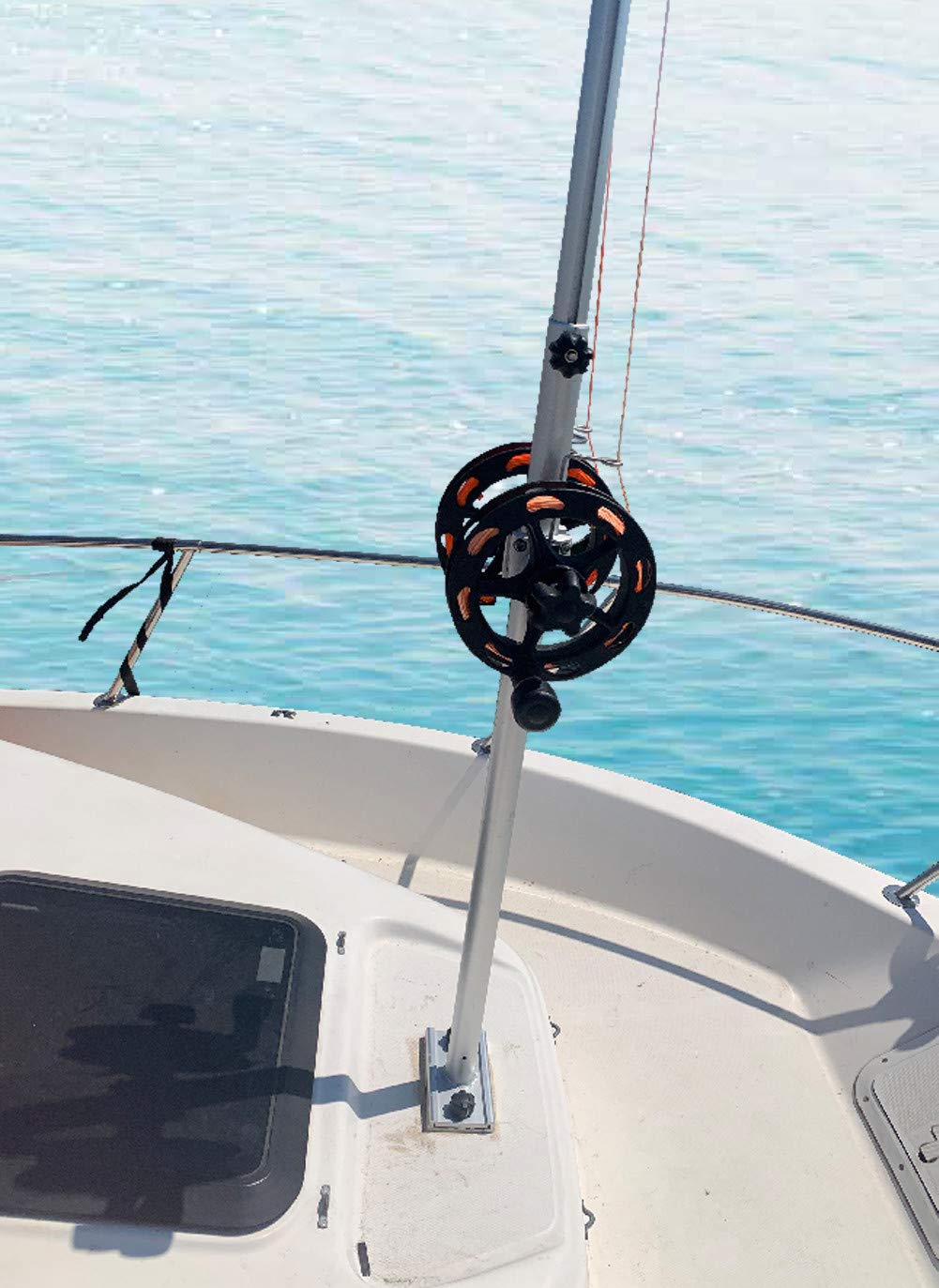 Brocraft heavy-duty welded base delivers solid stability on the water