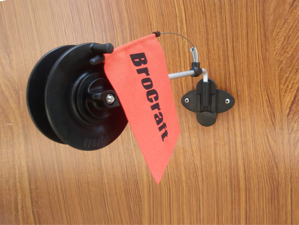 Side view of the Brocraft rattle reel and wall bracket