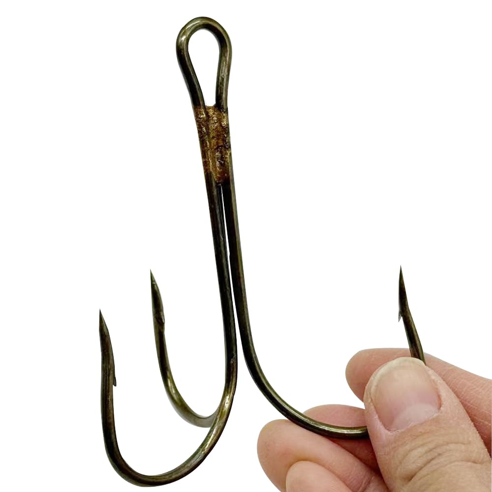 Replacement bronze treble hooks for plugs, spoons, pikers and spinners