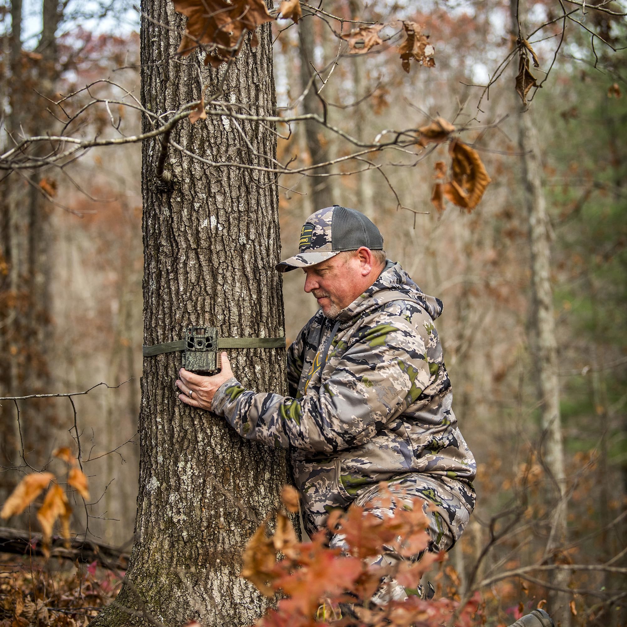 Browning Dark Ops FHDR40 HDR video captures hidden moments without startling animals.