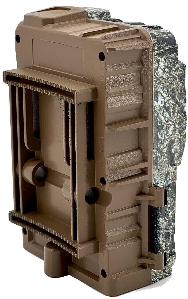 Browning Defender Pro Scout Max captures 22MP daytime wildlife shots