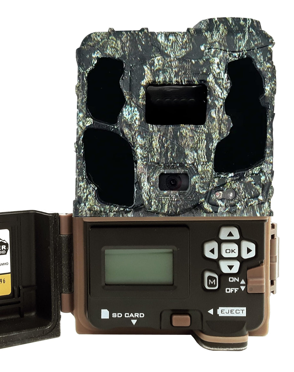 Browning Defender Pro Scout Max HD night shot with Illuma-Smart technology for clear night photos