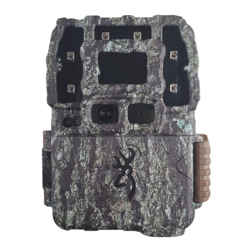 Browning Strike Force Pro DCL Nano dual lens captures sharp day and clear low-light wildlife images.