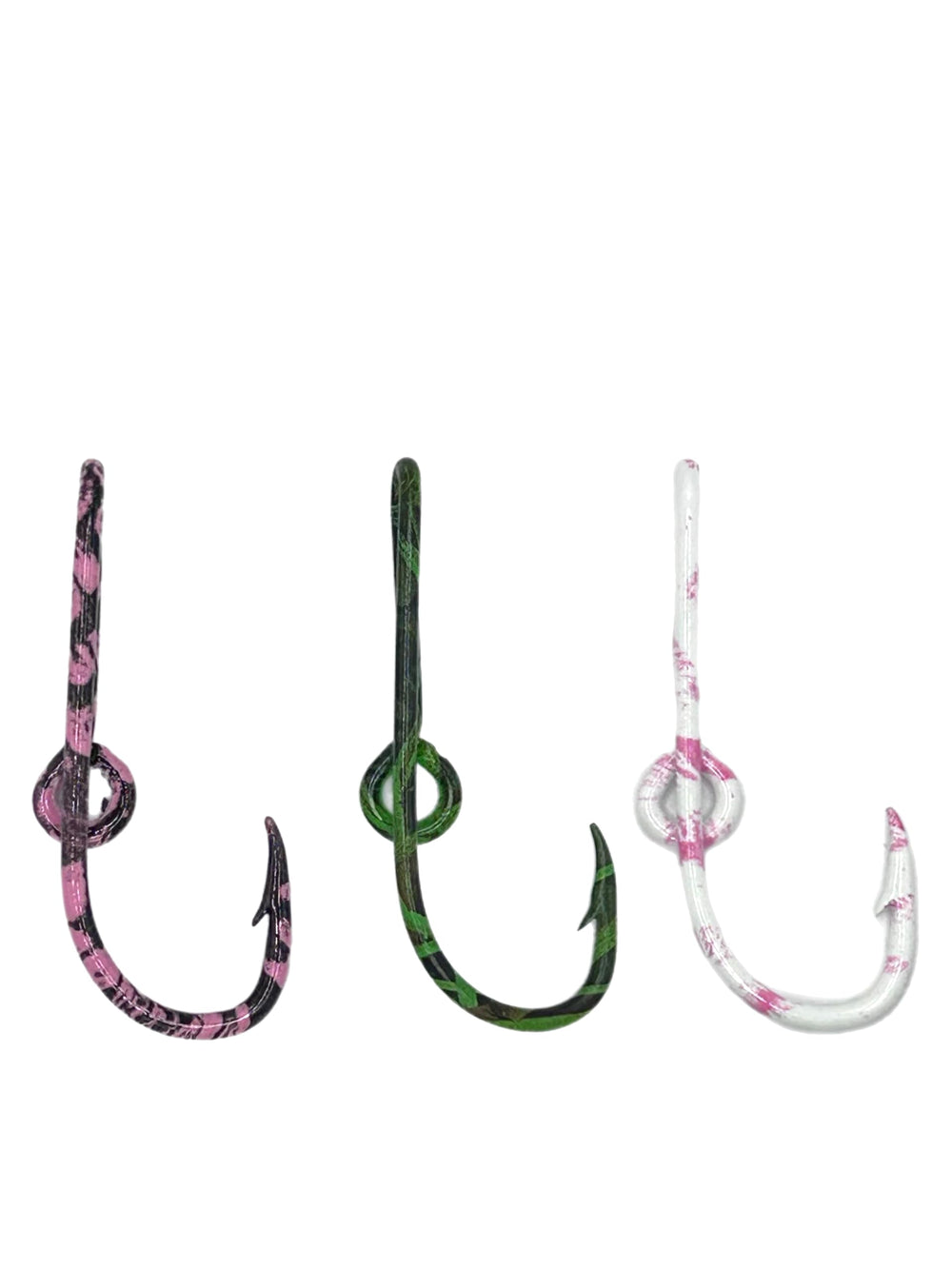 BT Outdoors Three Eagle Claw camo hat hook set on cap bill for easy fastening