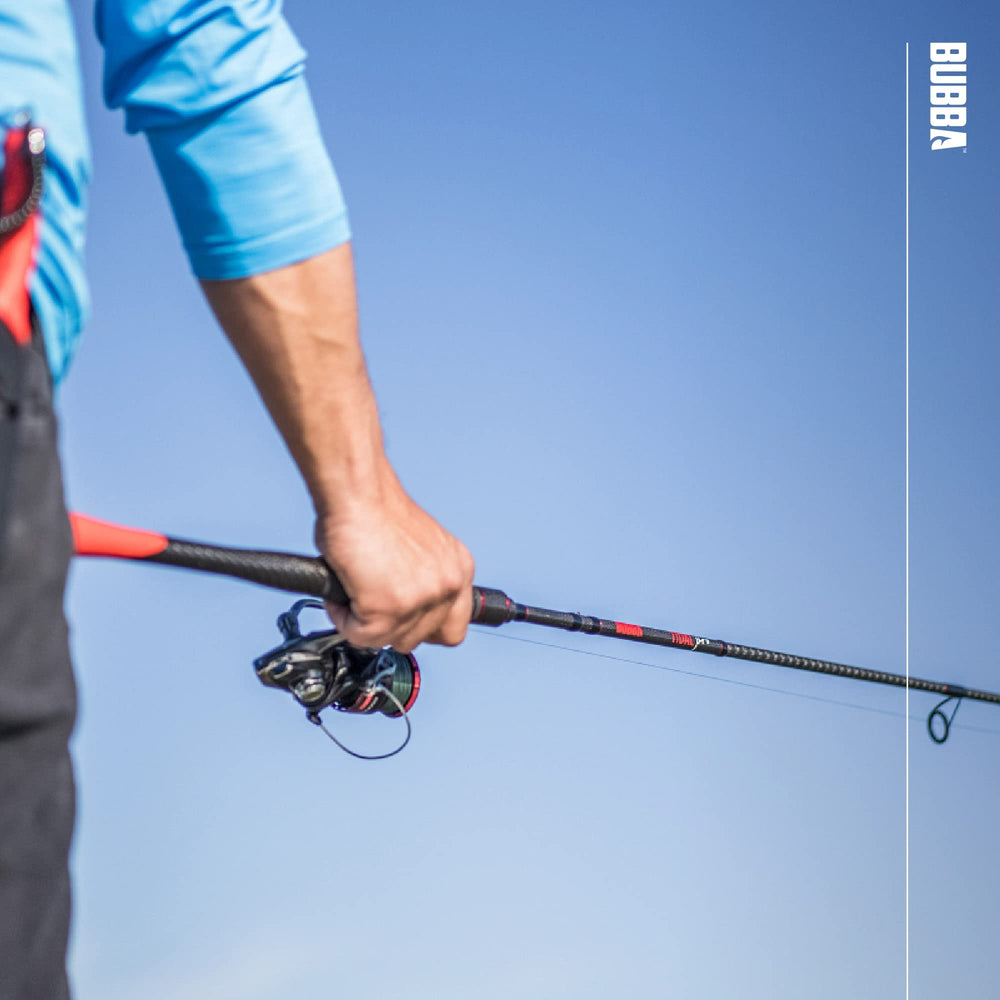 BUBBA Tidal Pro close-up of ergonomic carbon-fiber handle for comfort.