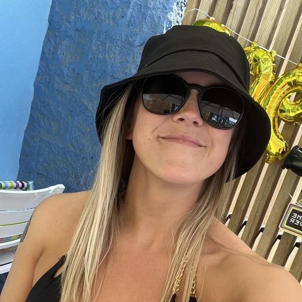 Packable bucket hats for travel