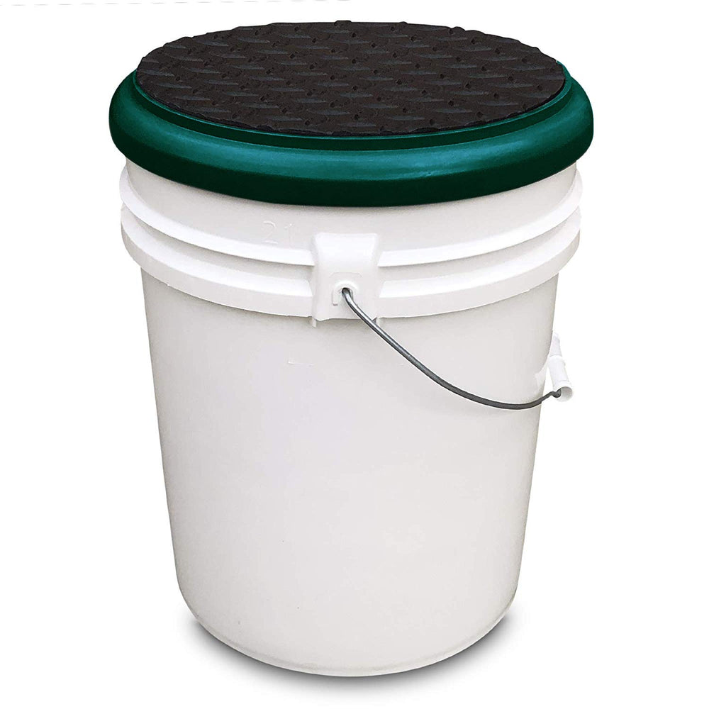 BUCKET PROS Made in USA lid displays durability for rugged workflows.