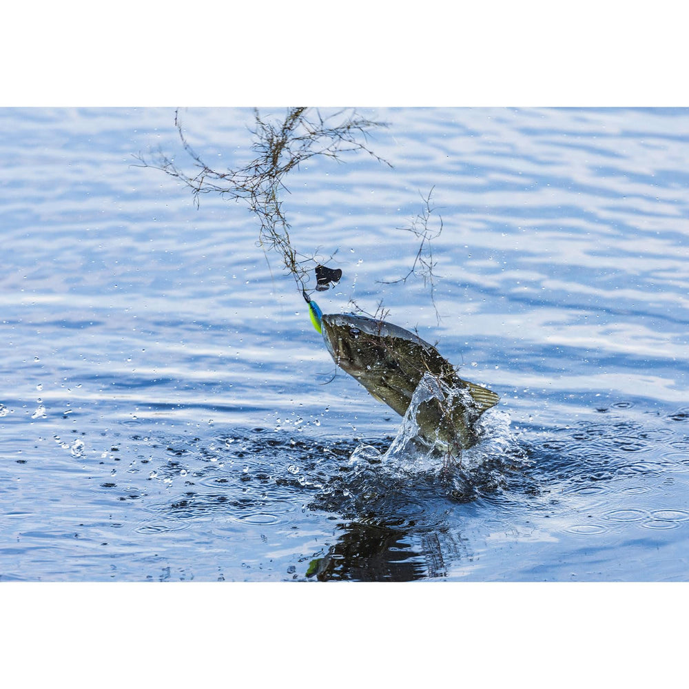 Long shank Mustad hook ensures secure catches on the G-Buzz