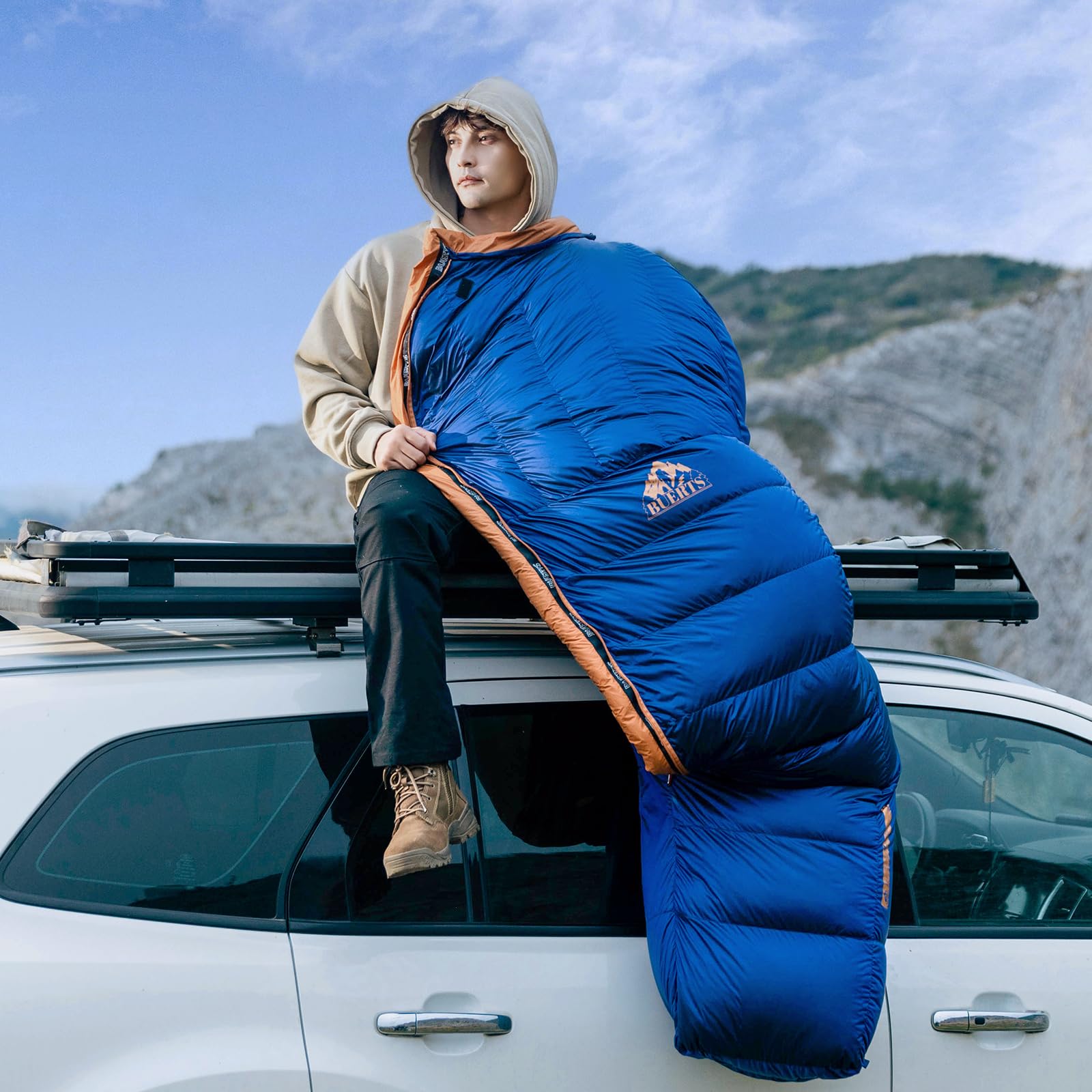 BUERTS 400T 20D nylon shell provides durability and weather resistance.