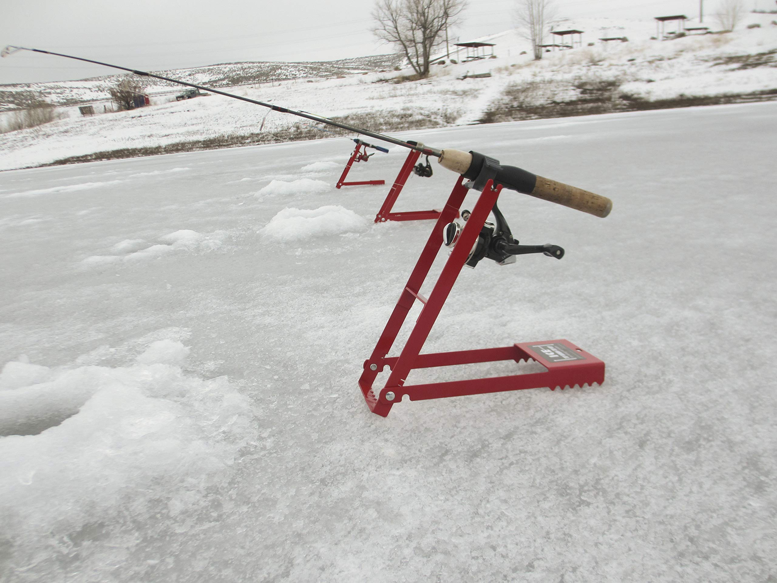 Bullnose Big RED clip-on rod handle ensures easy mounting.