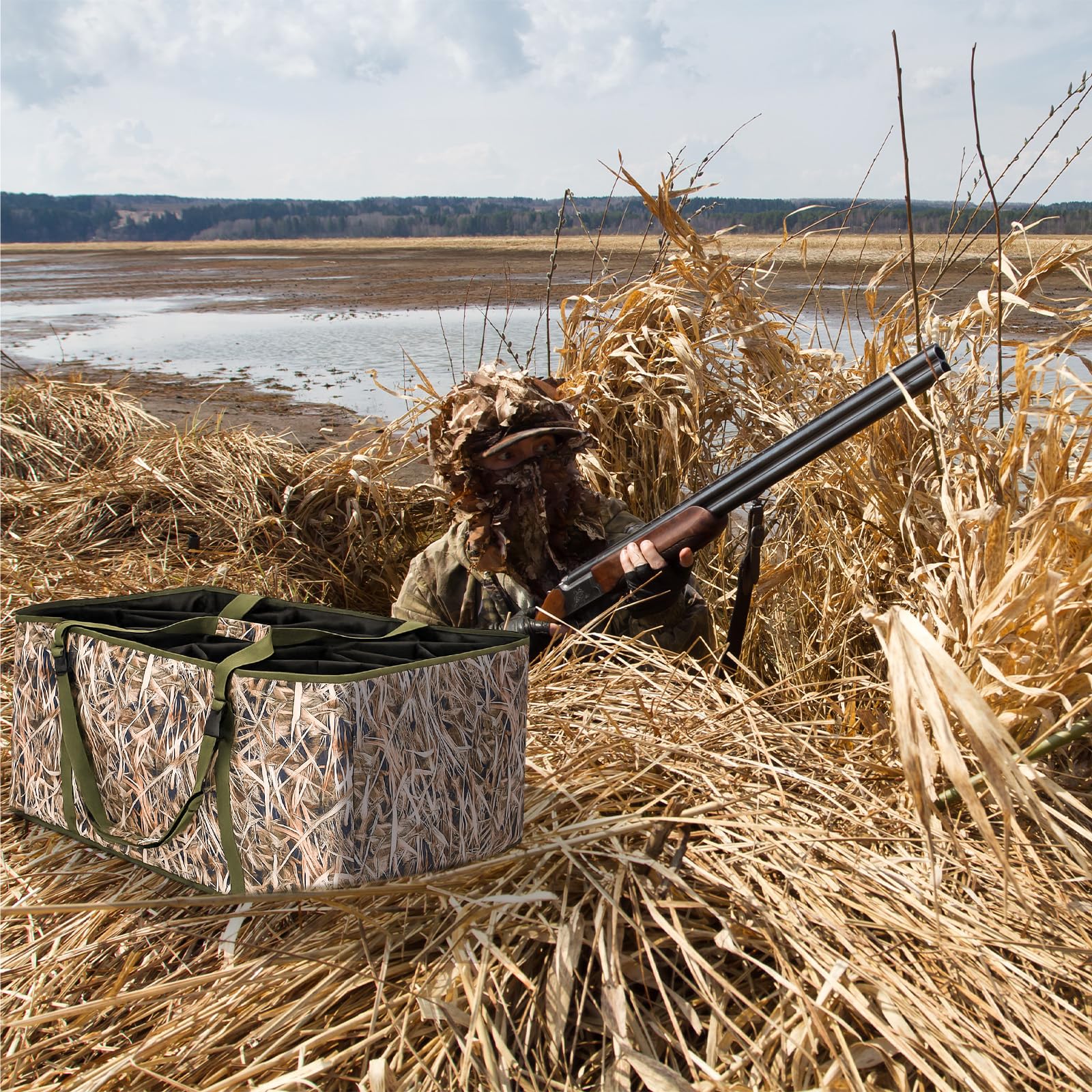 Bulyoou reinforced shoulder strap provides comfortable carrying on long hunts.