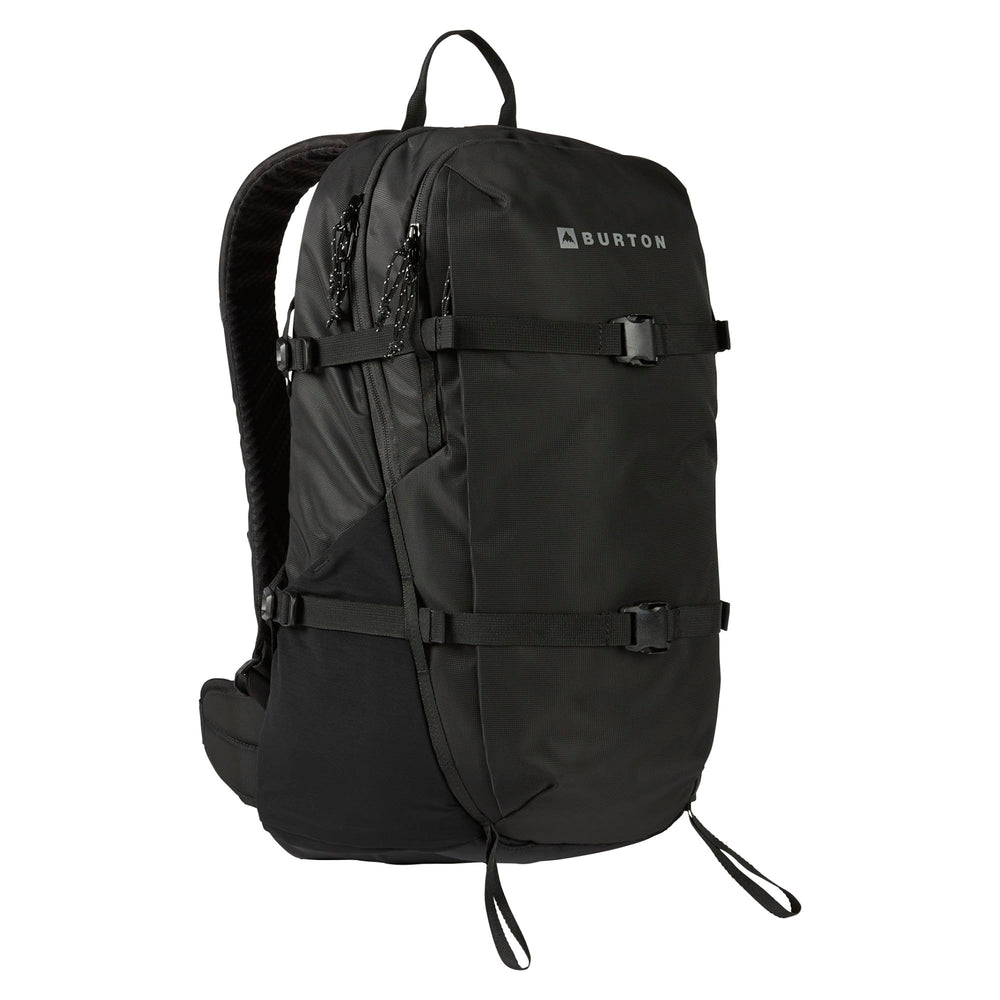 Burton Day Hiker 30L backpack true black with ergonomic straps for all-day comfort.