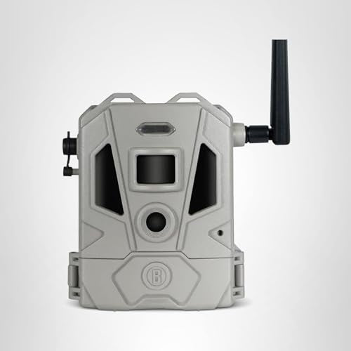 Bushnell CelluCORE 20 slate-green camouflage blends with natural surroundings