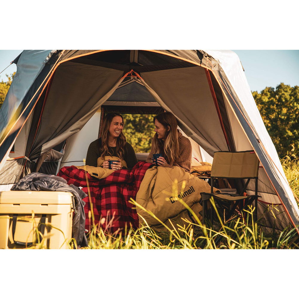 Oversized Bushnell sleeping bag design suitable for big and tall campers.