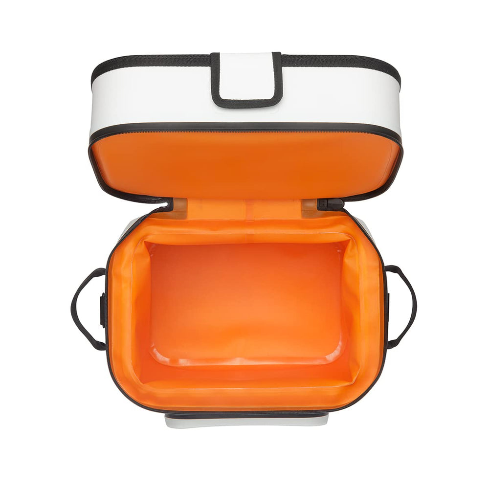 Bushnell Soft Cooler's durable carry strap makes transport easy.