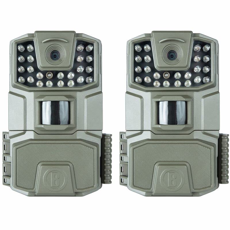 Bushnell Spot-On 18MP tree-mount view enabling easy installation and flexible setup.