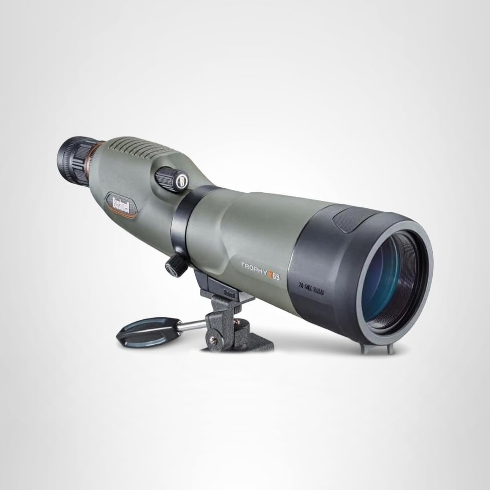 Integrated objective lens cover on Bushnell Trophy Xtreme keeps optics protected