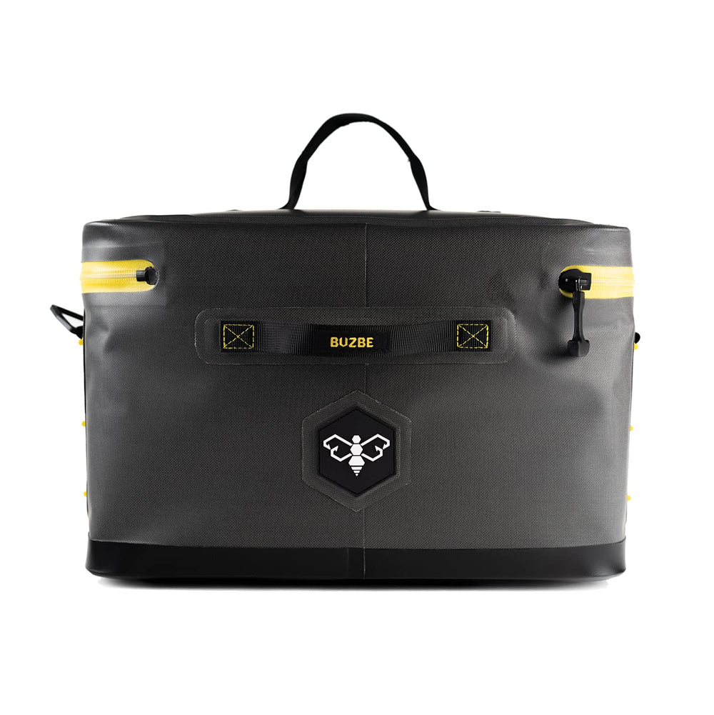 BUZBE Swarm 28 airtight seal protects contents from moisture.