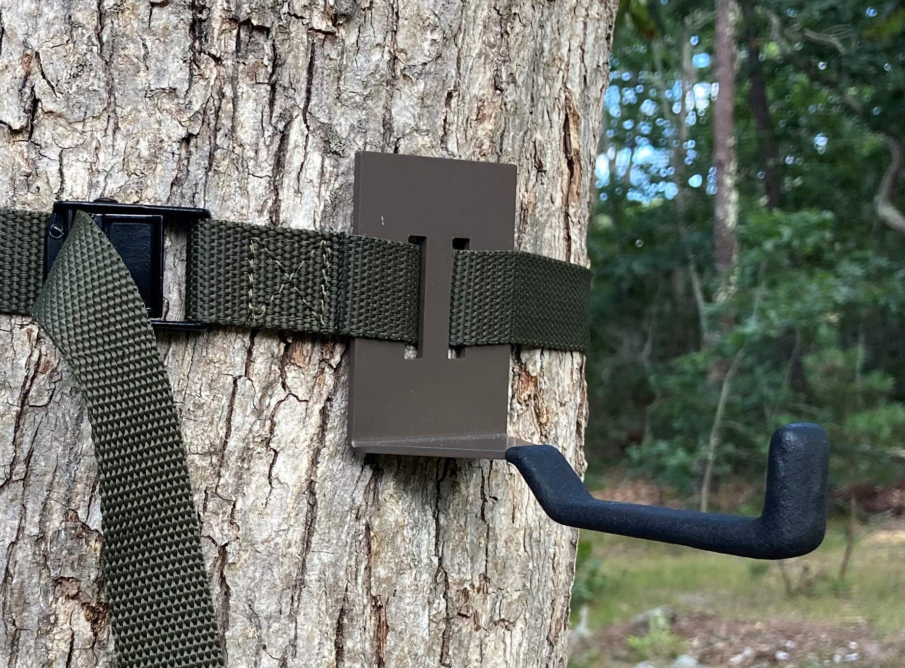 BWD Bow Hanger Mobile Hunter no plastic parts for rugged reliability.