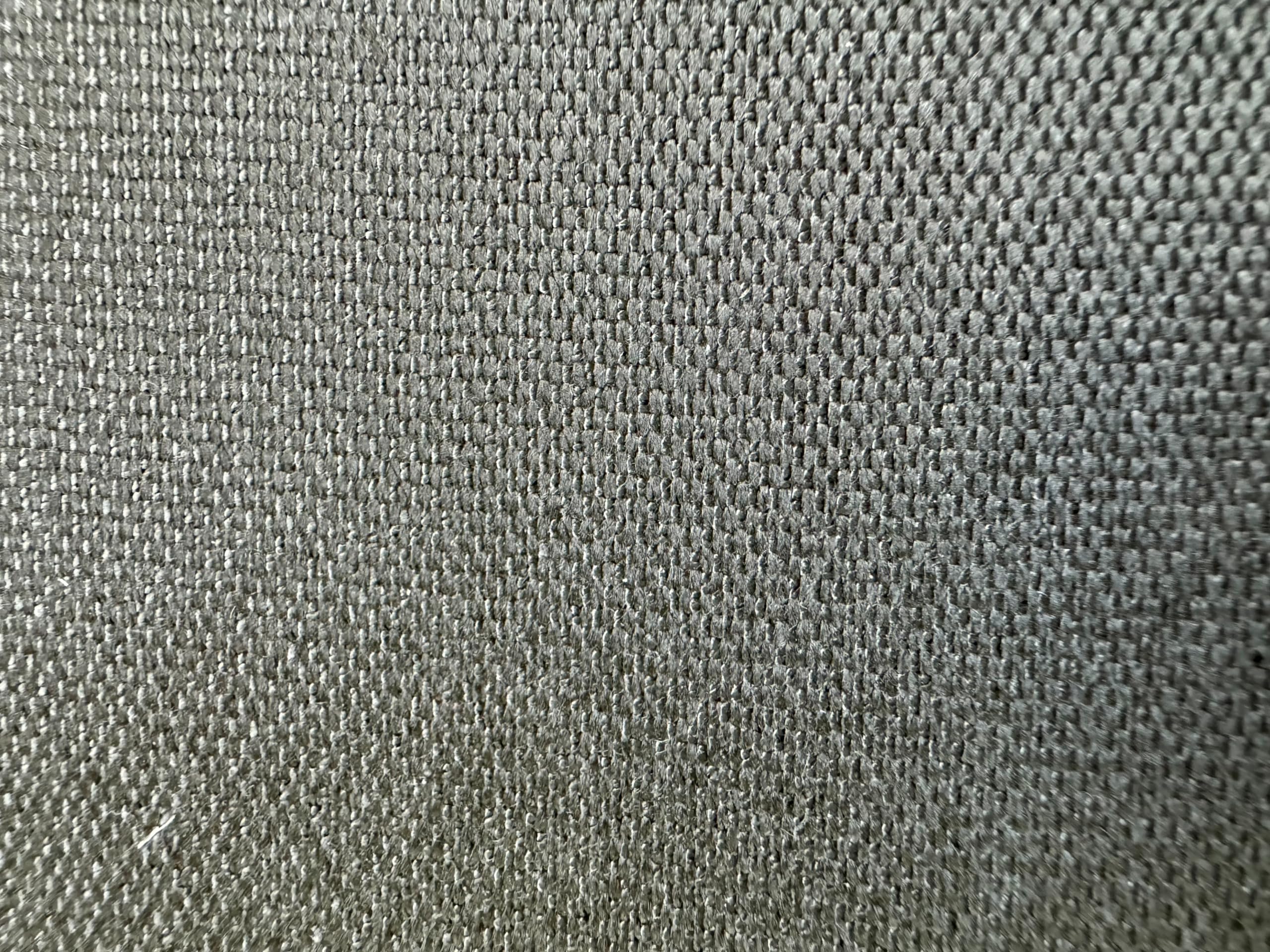 Scissors-friendly edge for easy modification