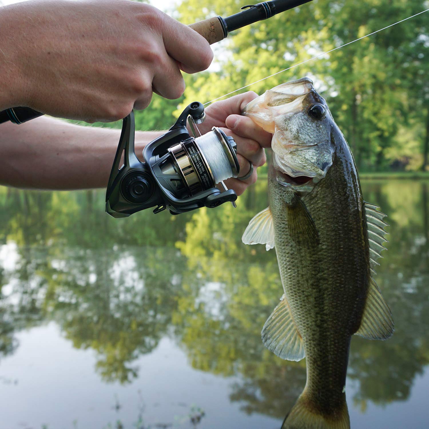 Sealed drag system with aluminum handle for strength