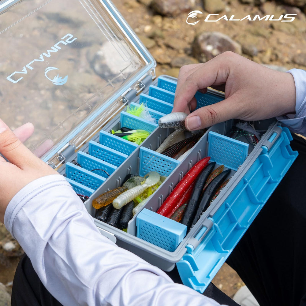 See-through lid with label on DryVault tackle box