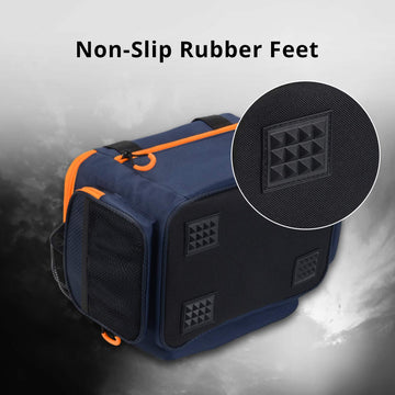 Bottom of the bag with moisture-repellent base and grip feet