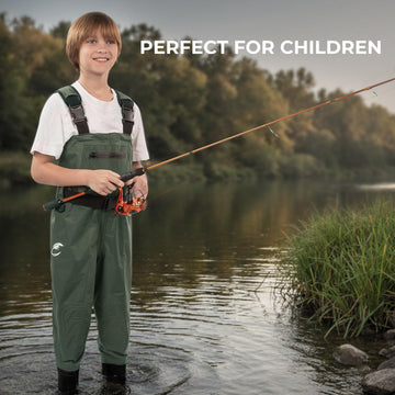 Calamus WaveWalker Kids Waders wader hanger aids fast drying and storage.