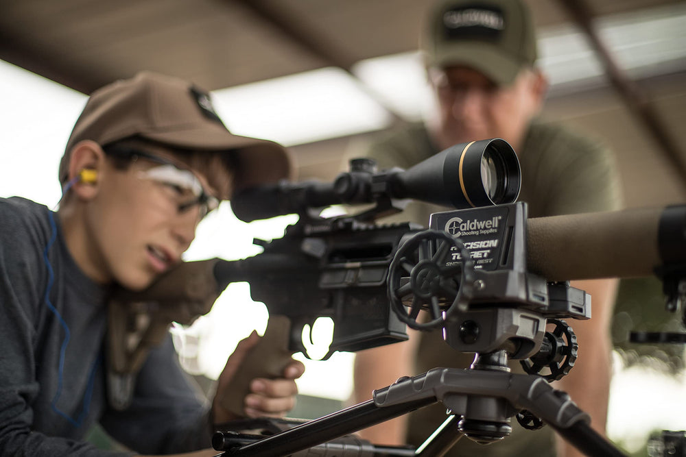 Adjustable forend clamp and removable pistol grip platform (1.5 in) for magazines