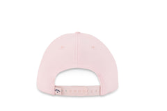 Callaway Birdie Brigade Pink 26 in hand demonstrates comfortable grip