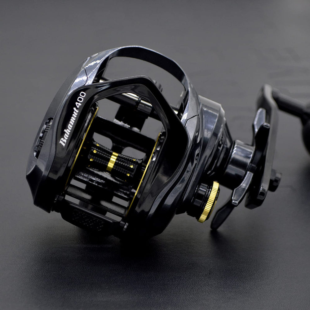 Left- or right-hand retrieve option with carbon fiber side covers
