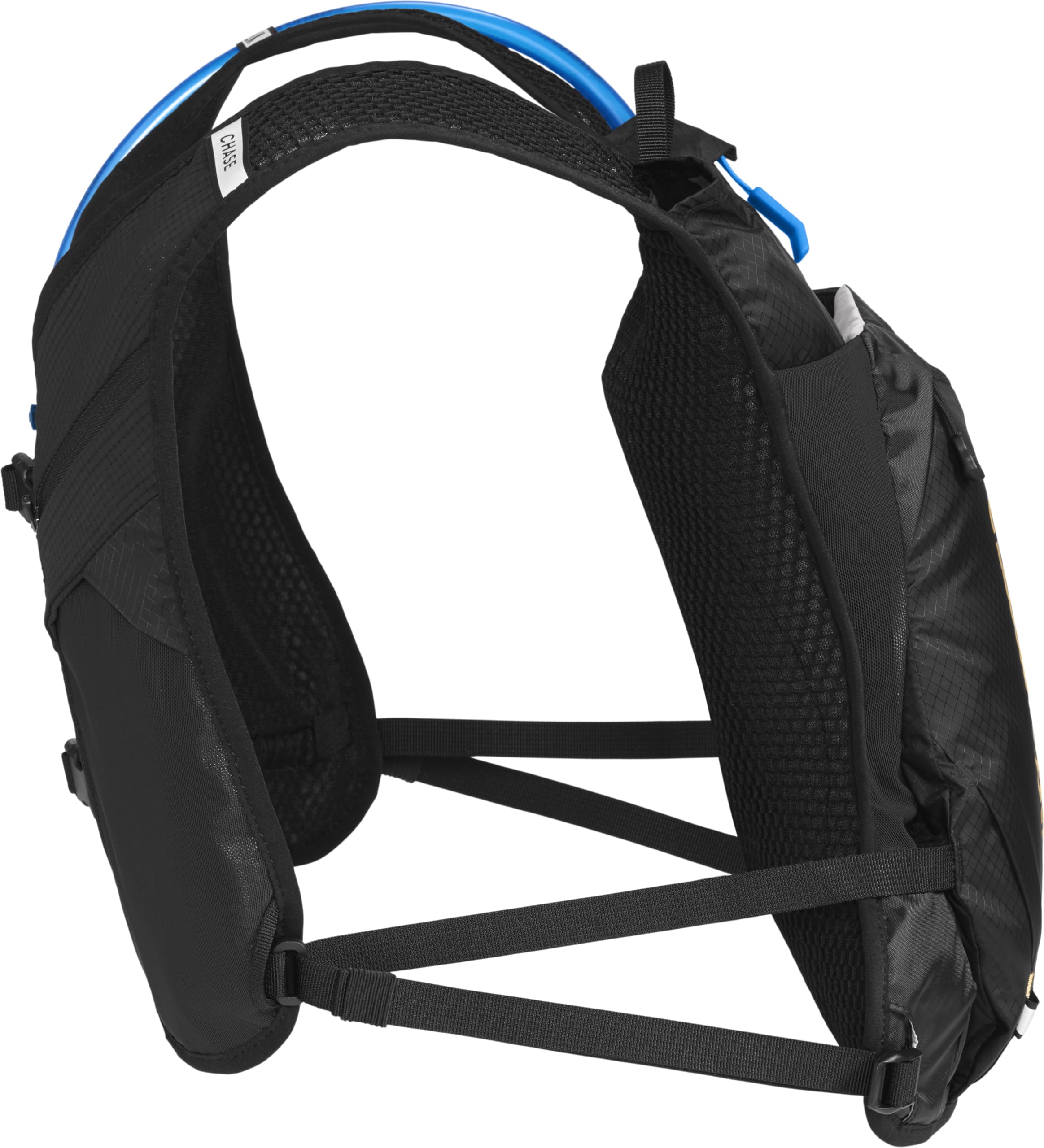 CamelBak Chase Race 4 breathable mesh harness keeps you cool.
