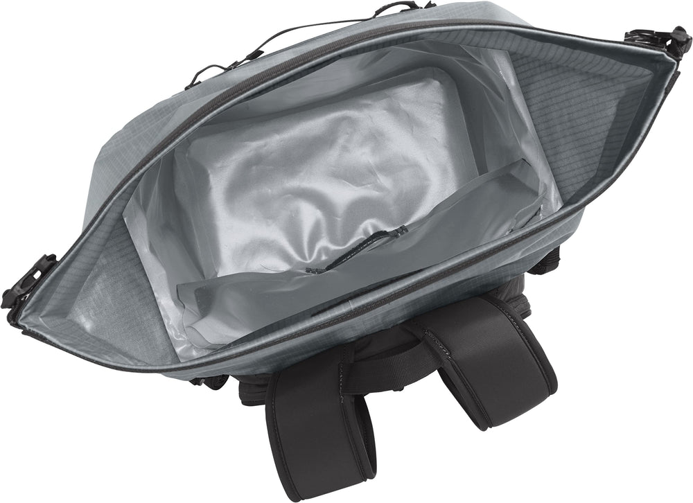 CamelBak ChillBak Pack 30 rolltop closure enabling single-handed access