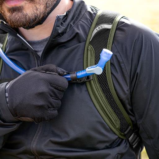 CamelBak Fusion reservoir high-flow bite valve for efficient hydration.