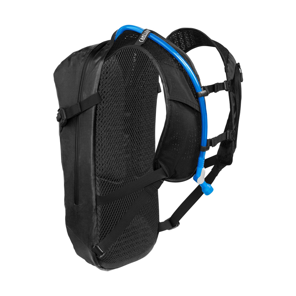 CamelBak M.U.L.E. Evo crux-reservoir-100oz delivers more water per sip.