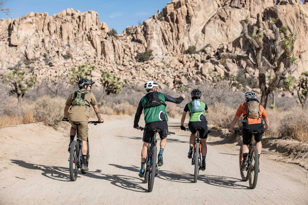 CamelBak M.U.L.E. secure phone pocket keeps device safe