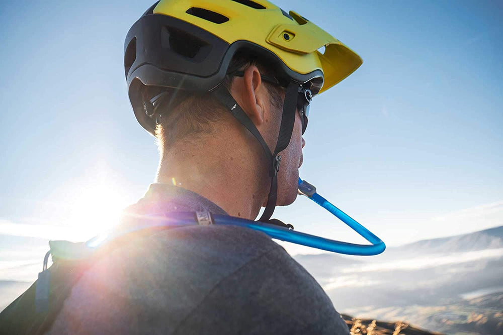CamelBak M.U.L.E. secure zip pockets for small items