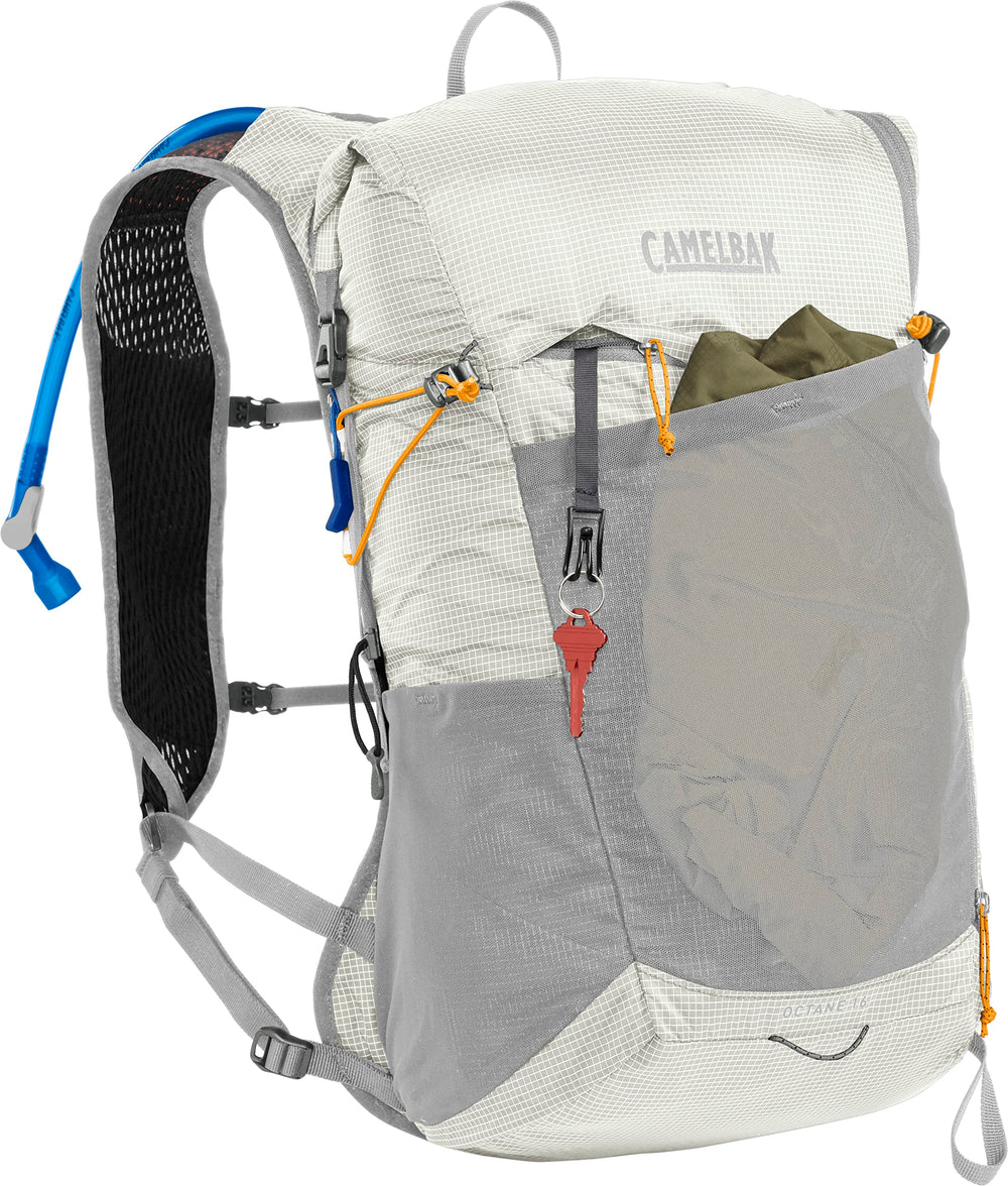 CamelBak Octane 16 3D Vent Mesh harness for cooling airflow.