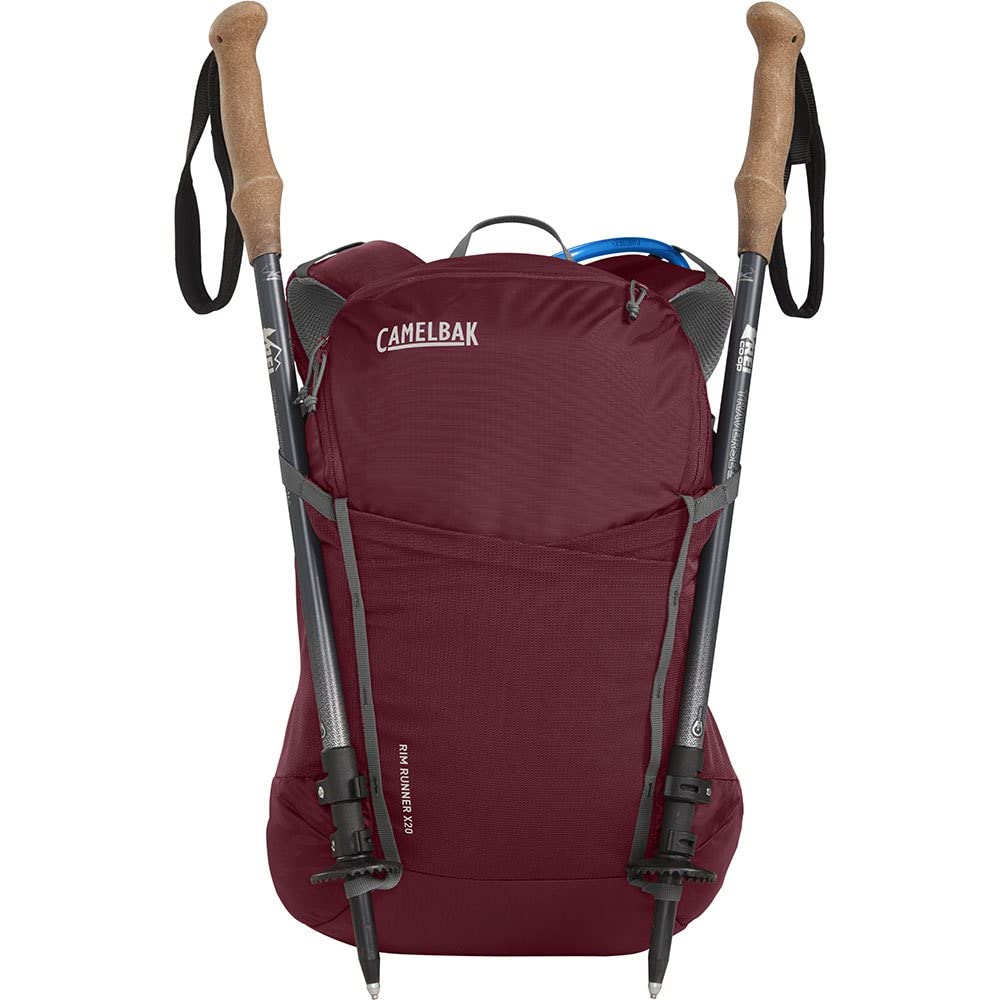 CamelBak Rim Runner X20 essentials pocket keeps small items secure.