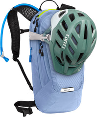 Magnetic tube trap keeping hydration tube secure during riding
