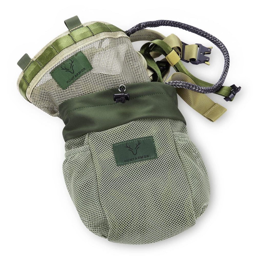 CAMOMAX external D-ring secures the pouch to your saddle and prevents drops.