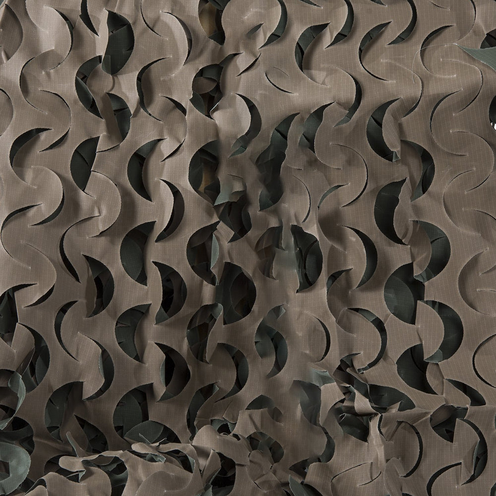 CamoSystems Ultra-lite netting shows large leaf pattern and reversible colors for flexibility.