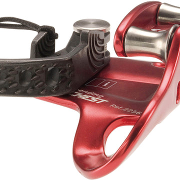 CAMP Turbo Chest Ascender close-up showing closure alignment to prevent rope escape.
