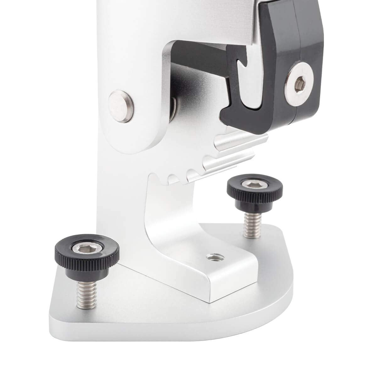 Cannon ratcheting system for smooth vertical position and storage.