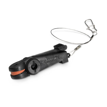Cannon Magnum electric downrigger with low-profile swivel base for precise bait placement.