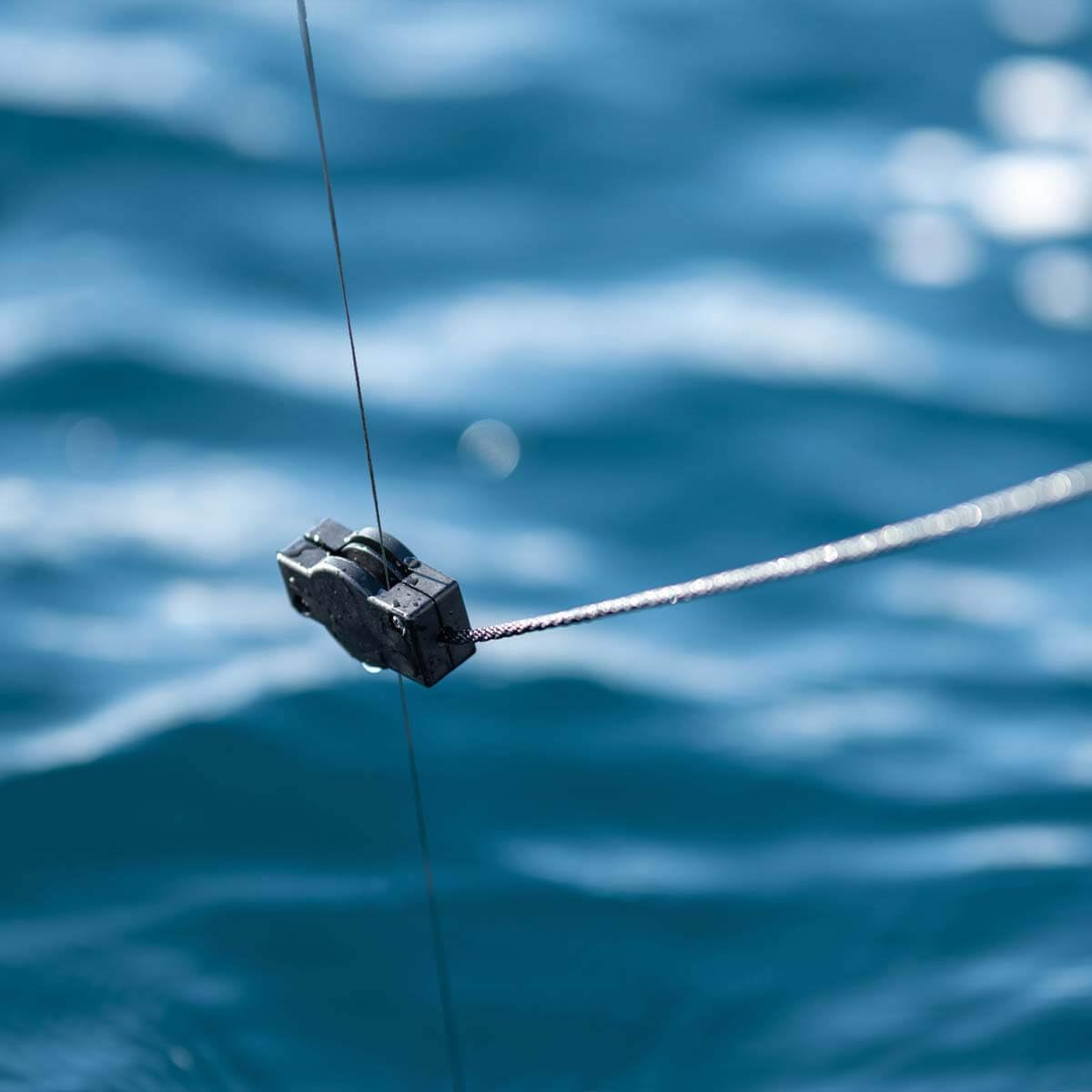 Cannon Retro-Ease weight retriever in use on boat, retrieves weight quickly and safely