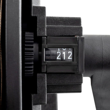Cannon Uni-Troll 5 line terminator secures the line for steady setup.